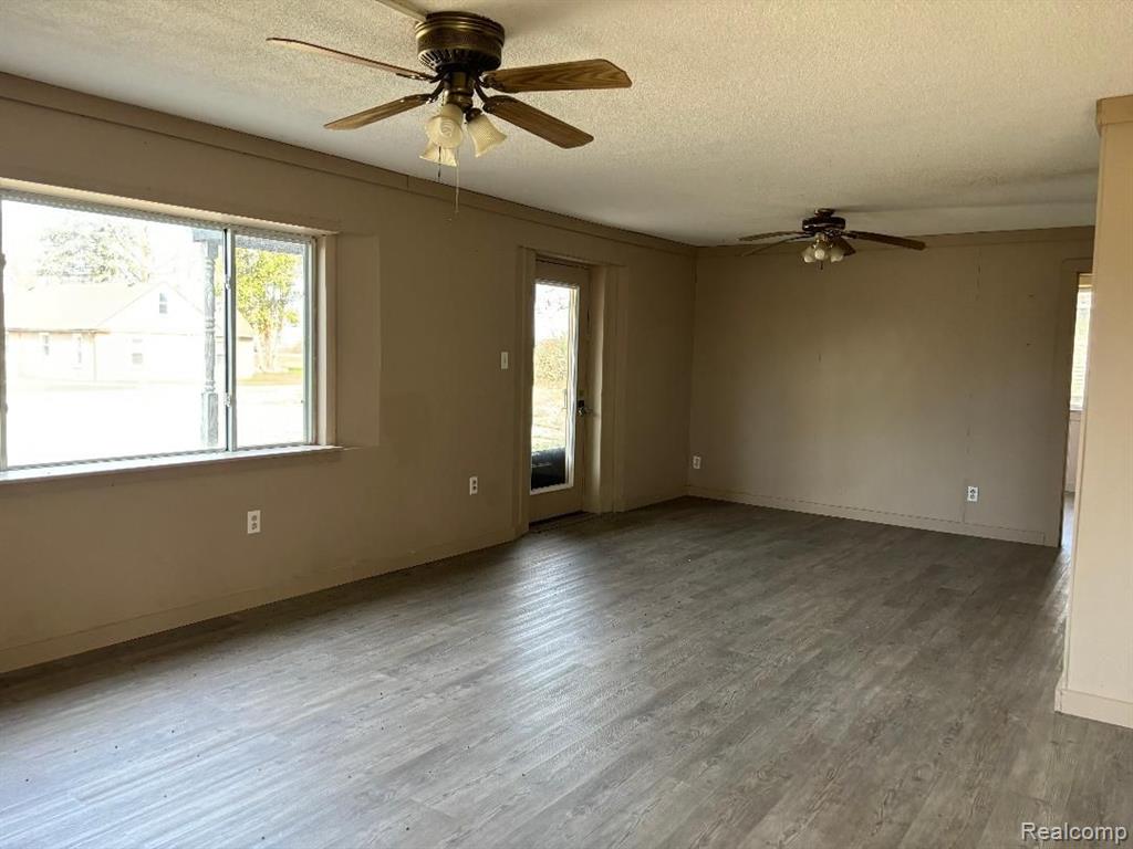2393 FORREST HILLS Drive, Tecumseh, MI 49286 — Photo 3