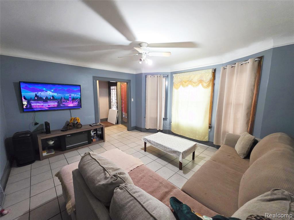 7098 Lafayette Boulevard, Detroit, MI 48209 — Photo 5