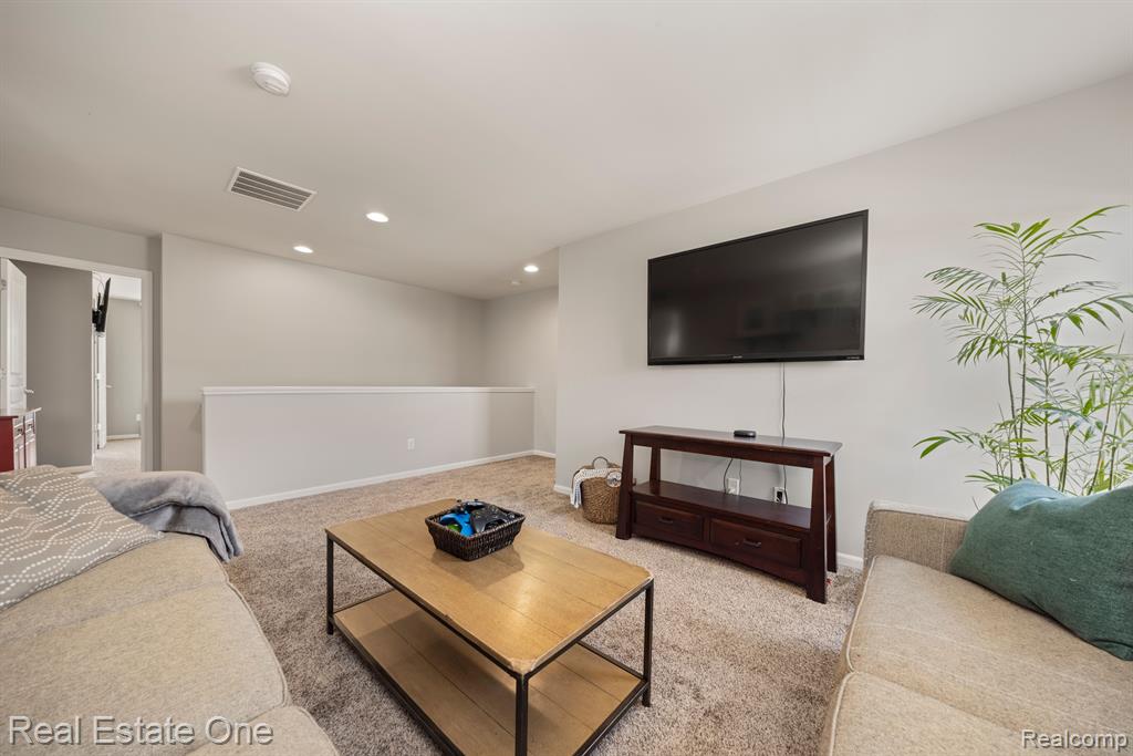 49159 Gaviota Lane, Macomb, MI 48044 — Photo 29