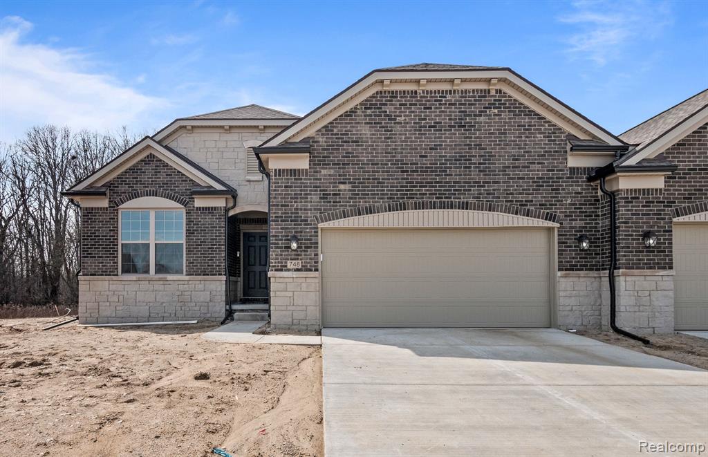 748 W SPANIEL Drive, Ann Arbor, MI 48108 — front exterior