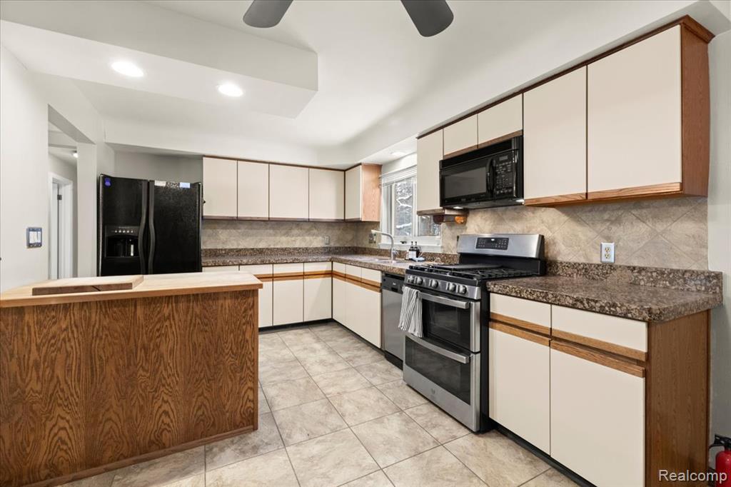 52443 Pappy Lane, Shelby Twp, MI 48316 — Photo 10