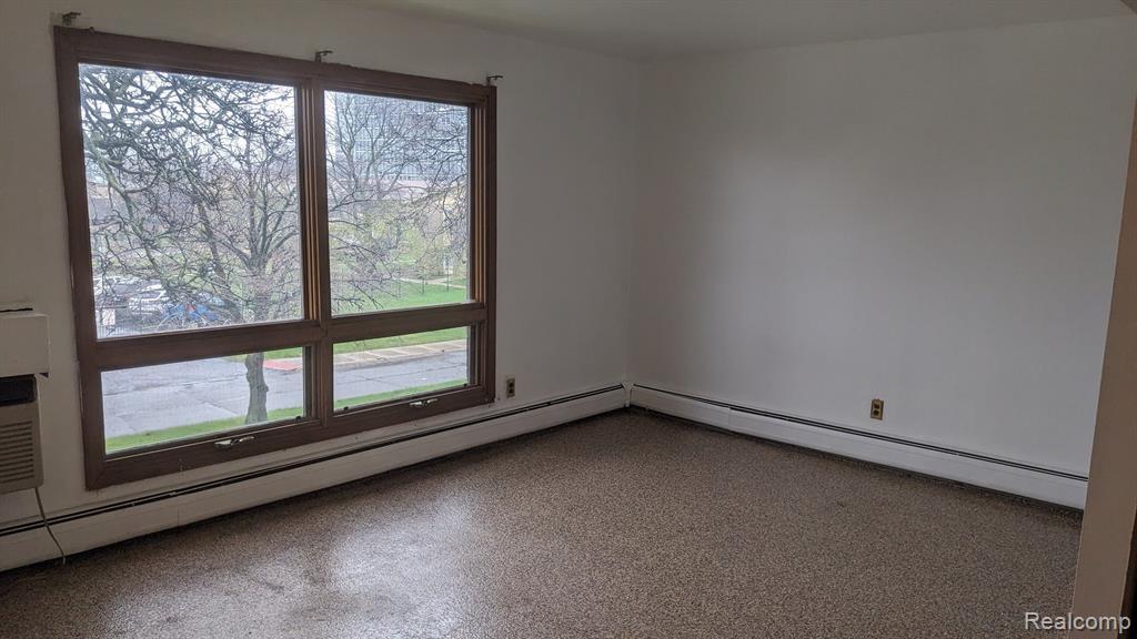 1565 CHERBONEAU, Detroit, MI 48207 — Photo 4