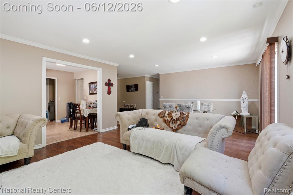 45375 Ronnen Drive, Macomb, MI 48044 — Photo 6