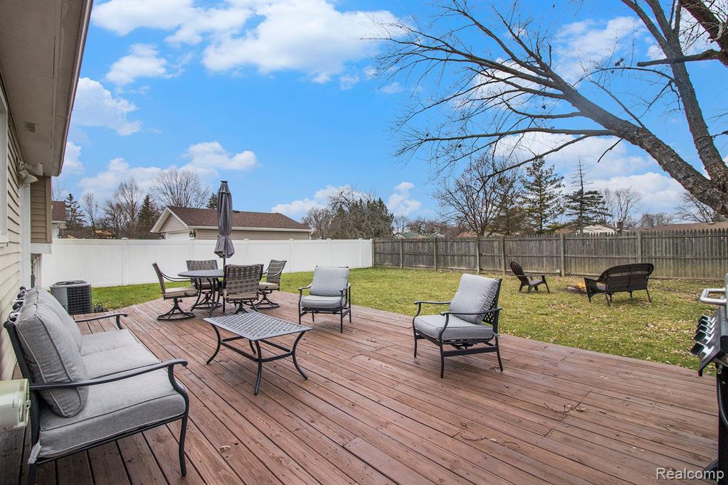 1378 Hampshire Drive, Canton, MI 48188 — Photo 23