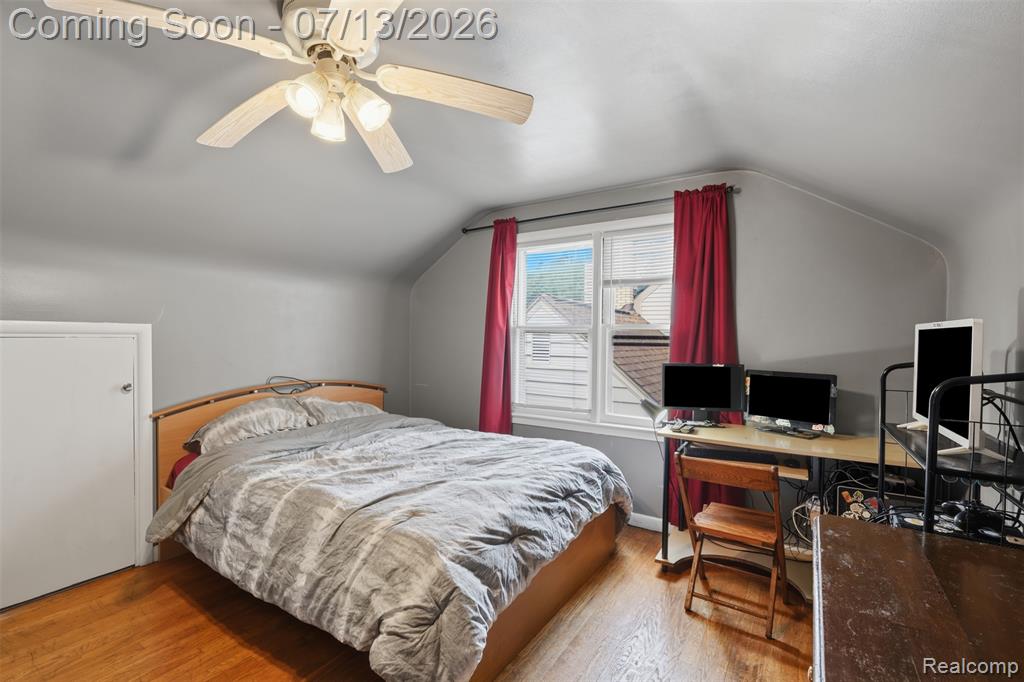27704 California Drive NW, Lathrup Village, MI 48076 — Photo 22