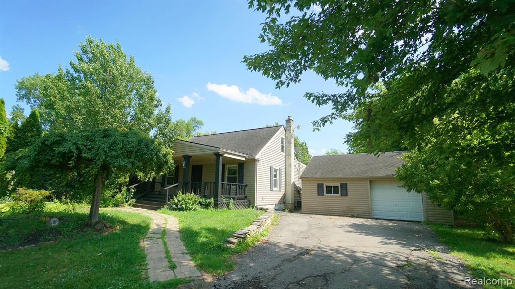 43981 S Interstate 94 Service Drive, Belleville, MI 48111 — front exterior