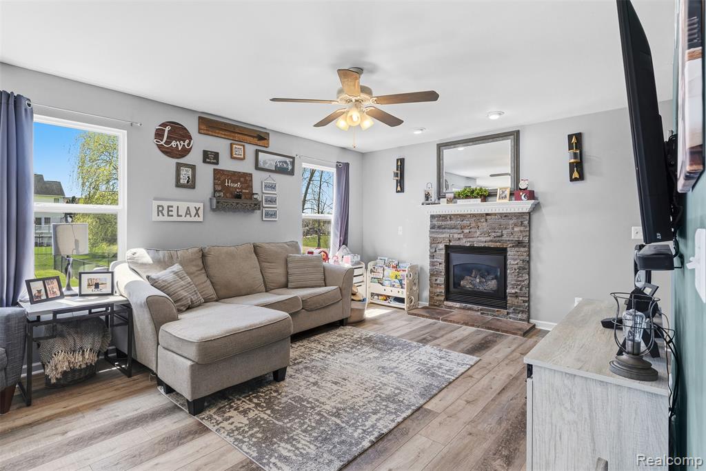 4357 Drake Drive, Swartz Creek, MI 48473 — Photo 13