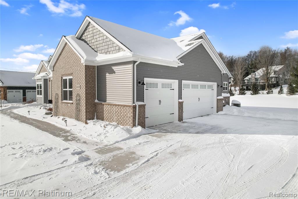 10029 Quarry Ridge Road, Clarkston, MI — Photo 6