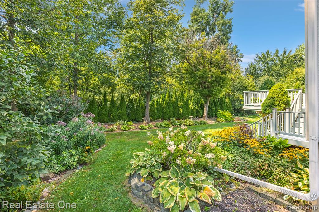 4364 Meadows Avenue, Burton, MI 48439 — Photo 2