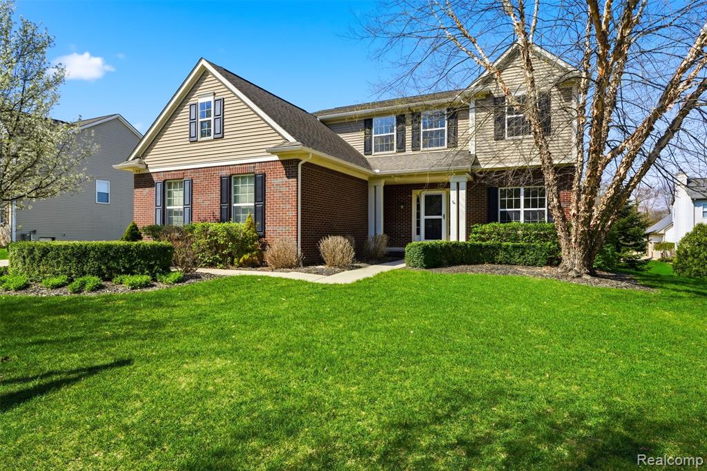58 Blackberry Drive, White Lake, MI — Photo 2