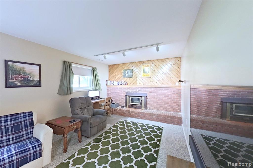 9100 Mayfred Drive, Pinckney, MI 48169 — Photo 11