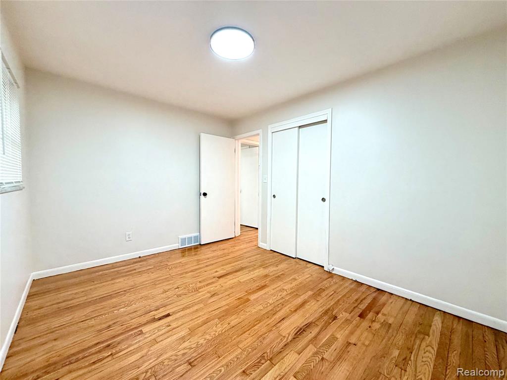 13540 E State Fair Street, Detroit, MI 48205 — Photo 32