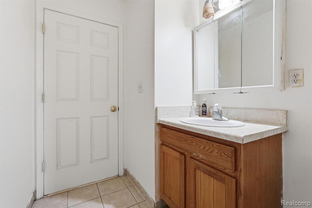 446 Salliotte Road, Ecorse, MI 48229 — Photo 19