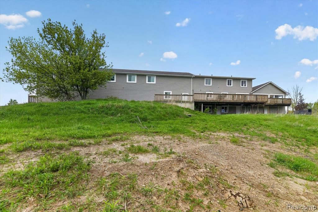 11280 Hegel Road, Goodrich Vlg, MI — Photo 54