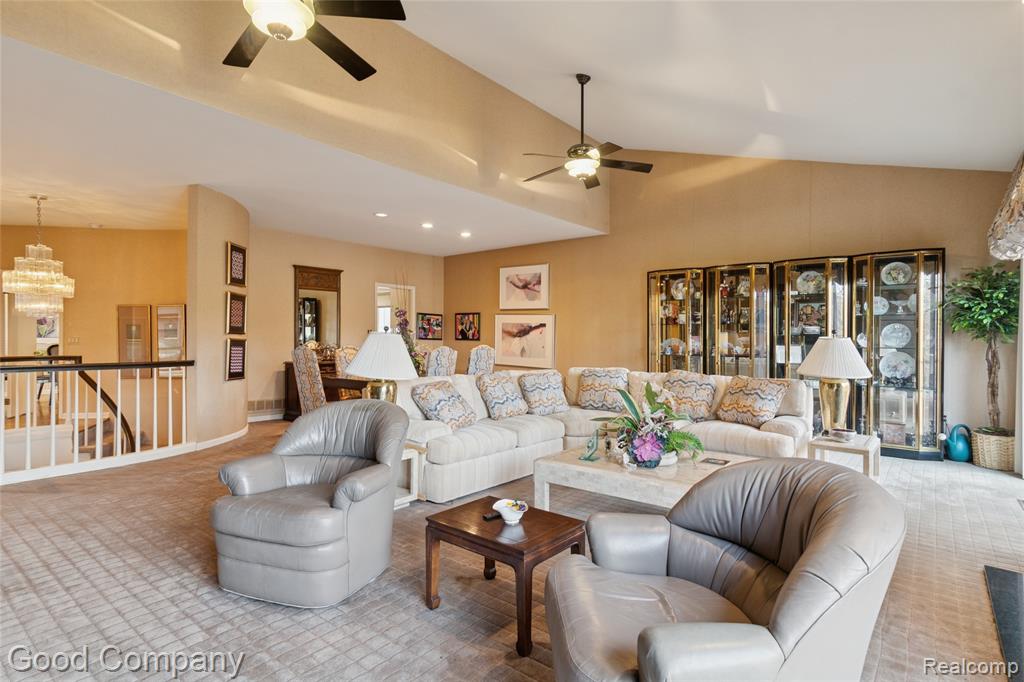 5104 Woodcliff Hill Road W, West Bloomfield, MI 48323 — Photo 14