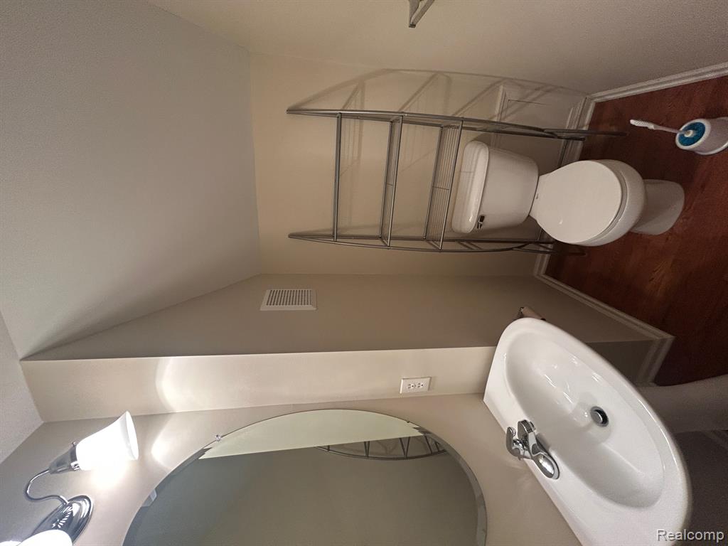 39798 ROCKCREST Circle, Northville, MI — Photo 13