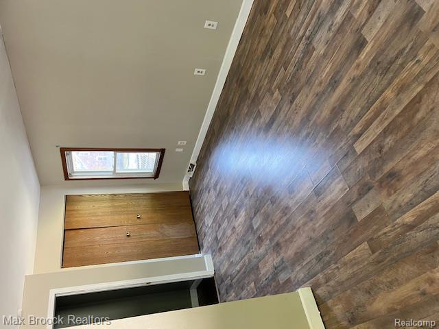 727 E Madge Avenue, Hazel Park, MI 48030 — Photo 18