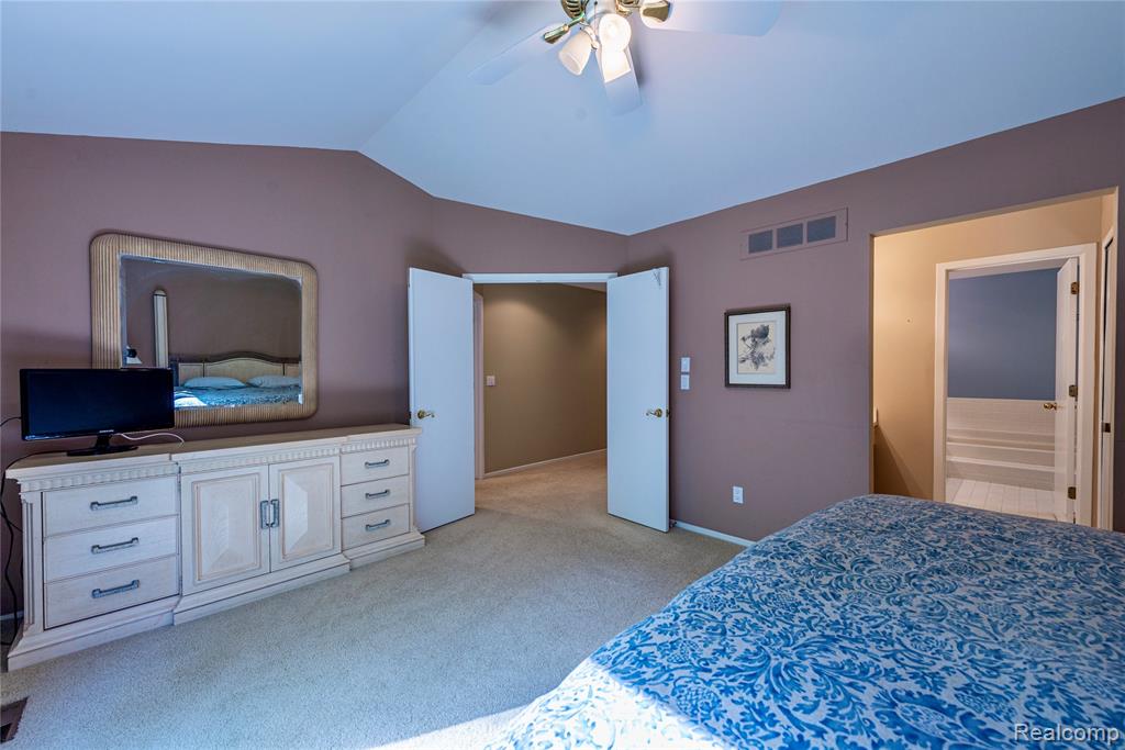 6760 Oyster Cove, West Bloomfield, MI 48323 — Photo 10