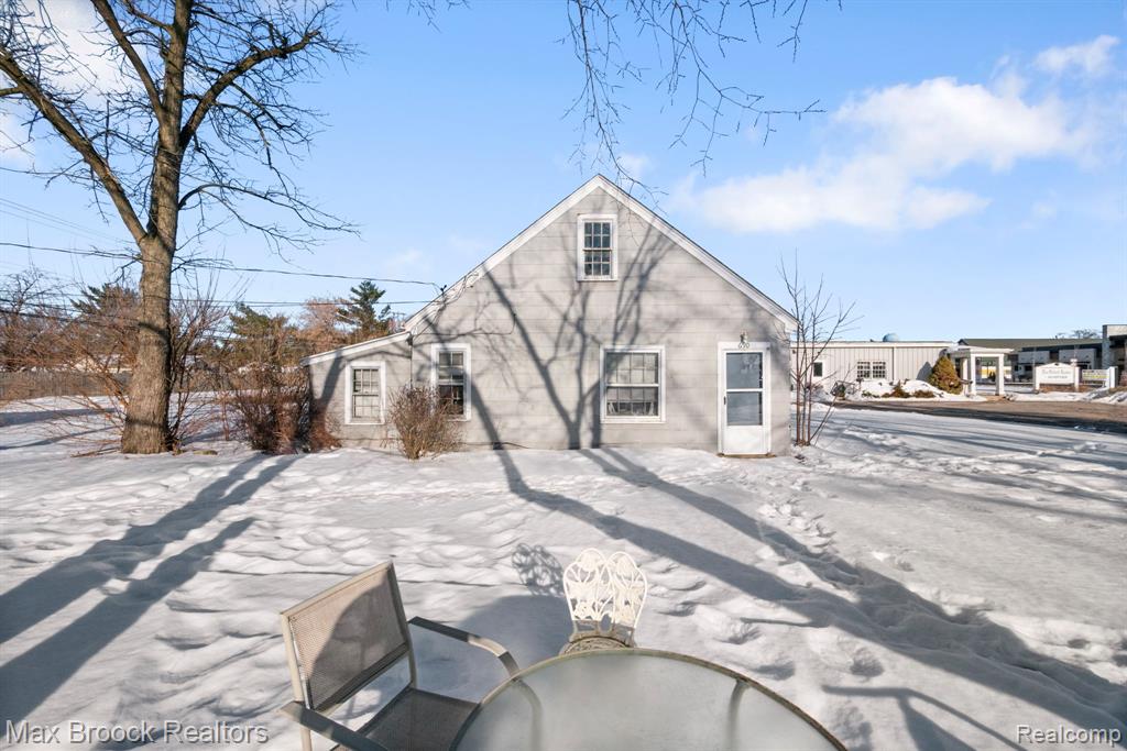 666 S Lapeer Road, Oxford, MI 48371 — Photo 51