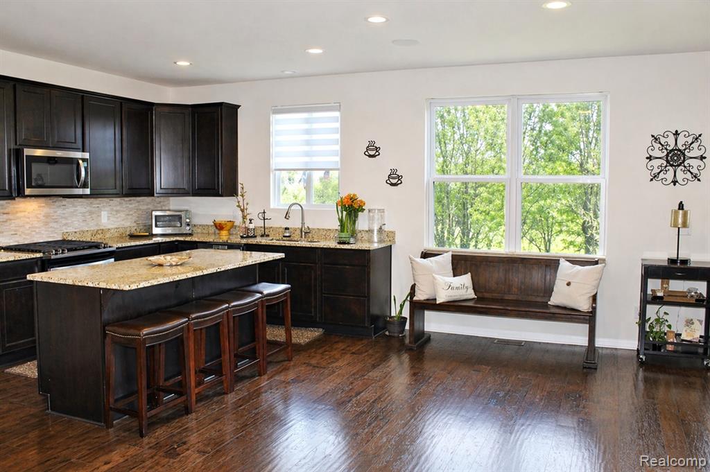 860 Backshore Drive, Canton, MI 48187 — Photo 29