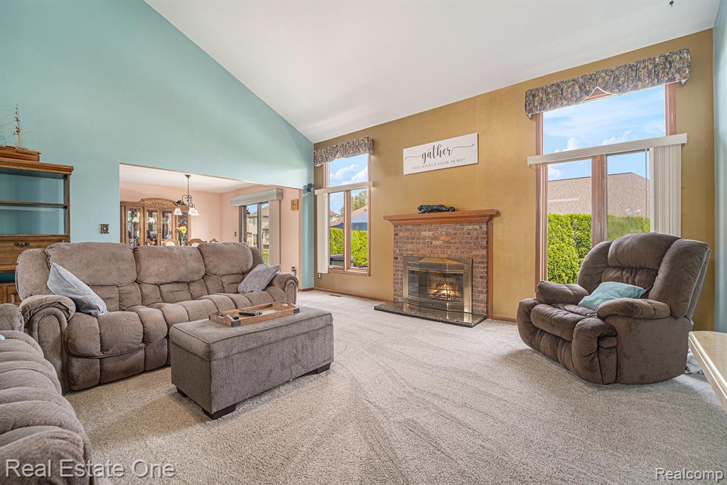 54448 Verona Park Drive, Macomb, MI 48042 — Photo 9