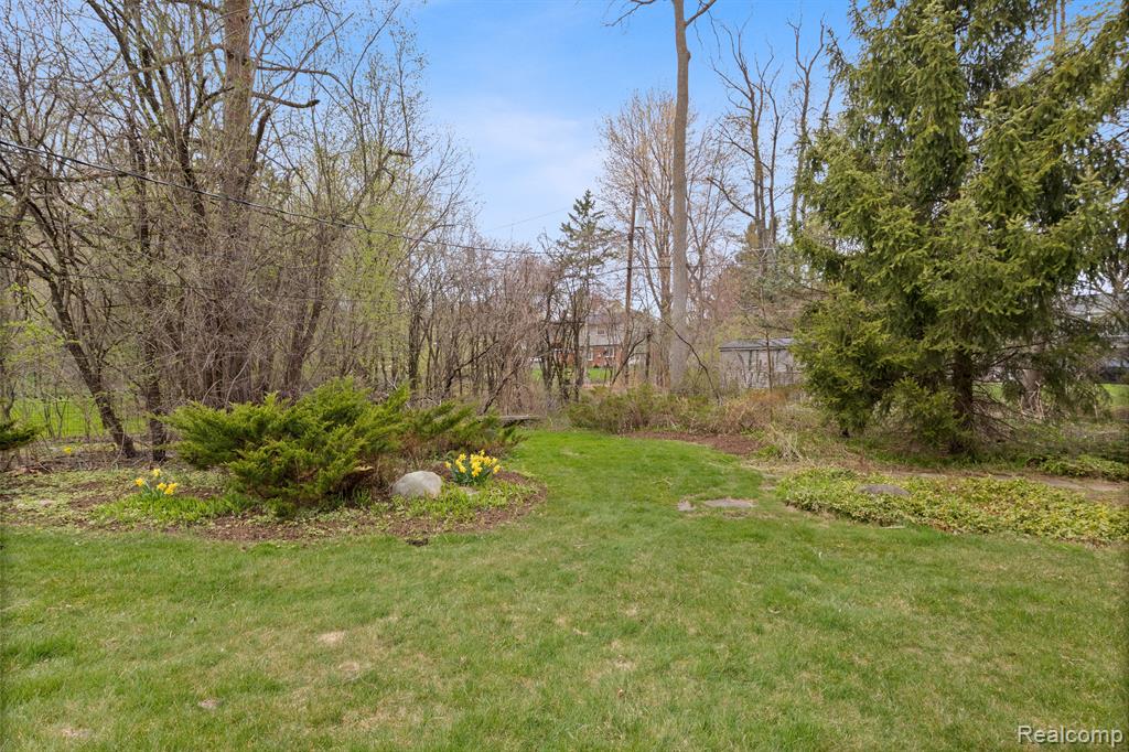 815 GREAT OAKS Drive, Bloomfield Hills, MI 48304 — Photo 44