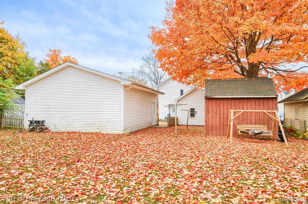 415 MILL Street, Flushing, MI 48433 — Photo 13