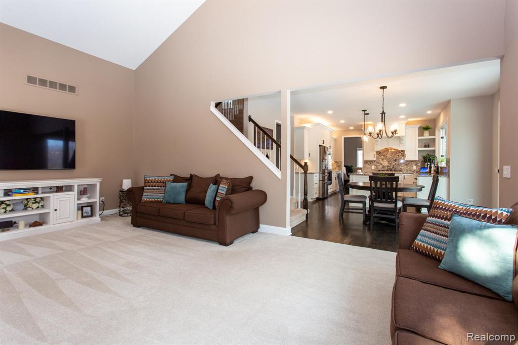 414 Roundview Drive, Rochester, MI 48307 — Photo 50
