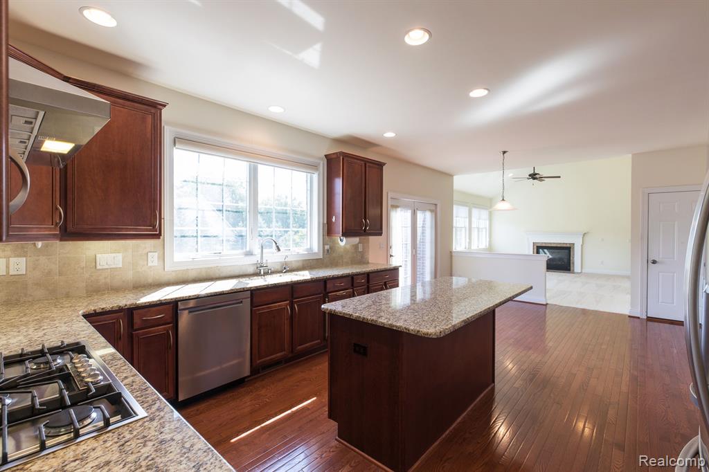 17904 Crestbrook Drive, Northville, MI 48168 — Photo 14