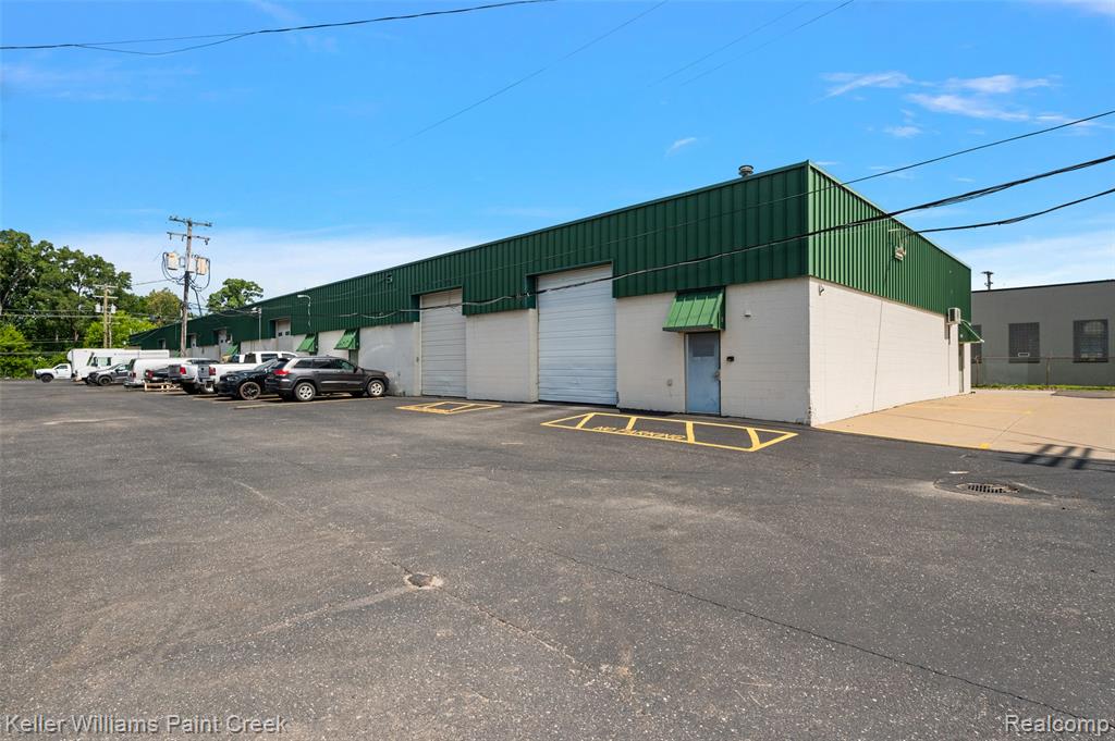 36351 Groesbeck Highway, Clinton Twp, MI 48035