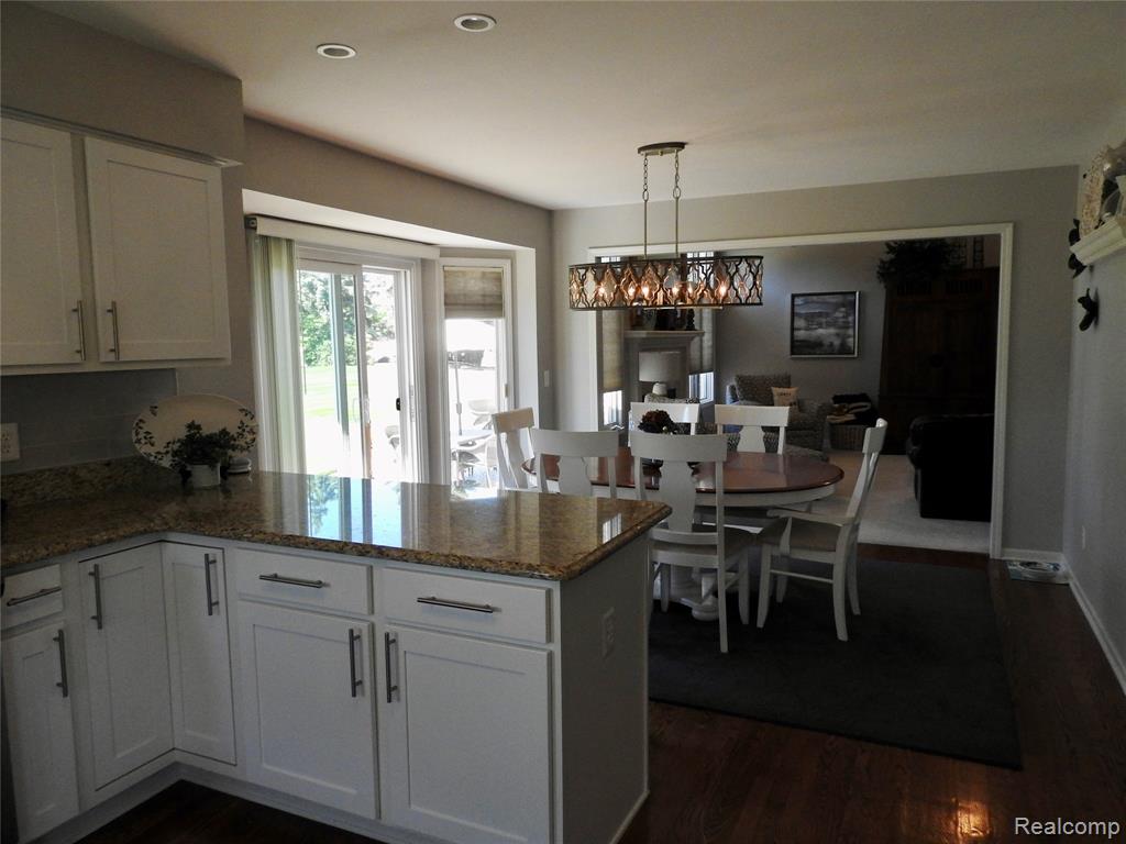43124 Gina Drive, Sterling Heights, MI 48314 — Photo 9