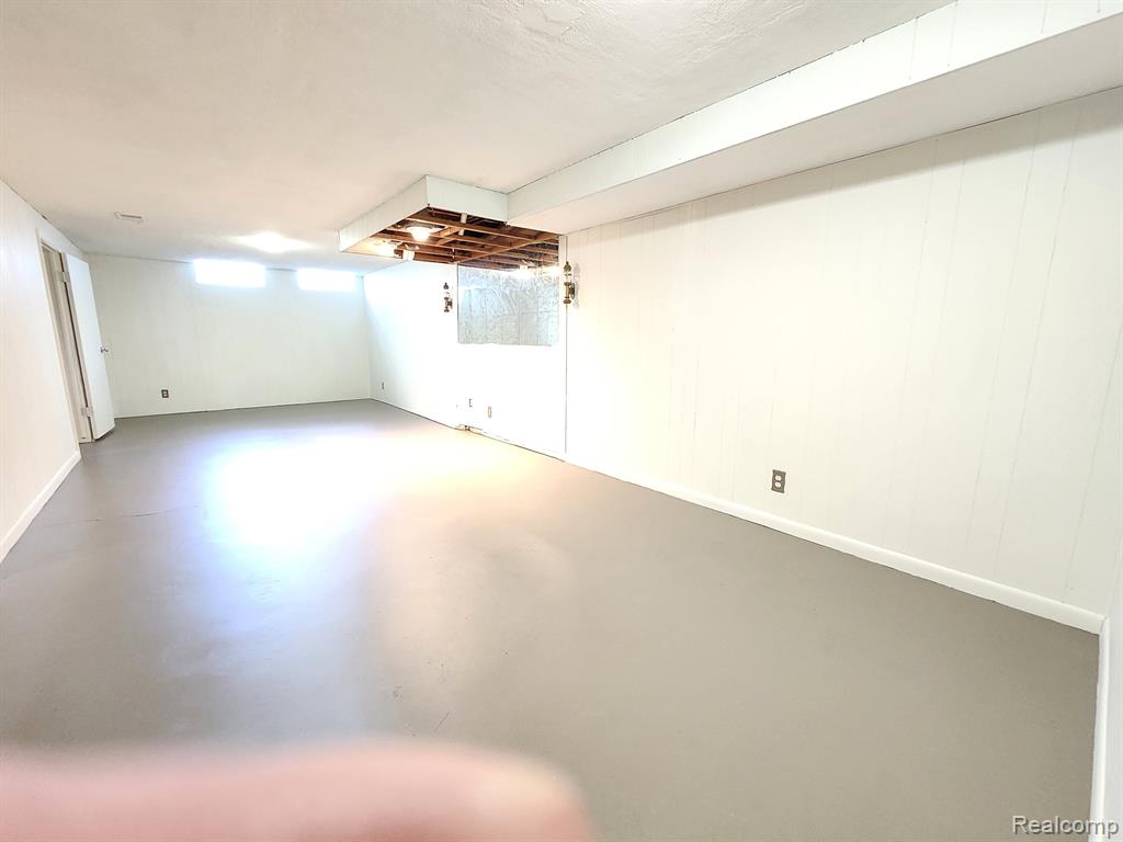 801 WORCHESTER Drive, Fenton, MI 48430 — Photo 19