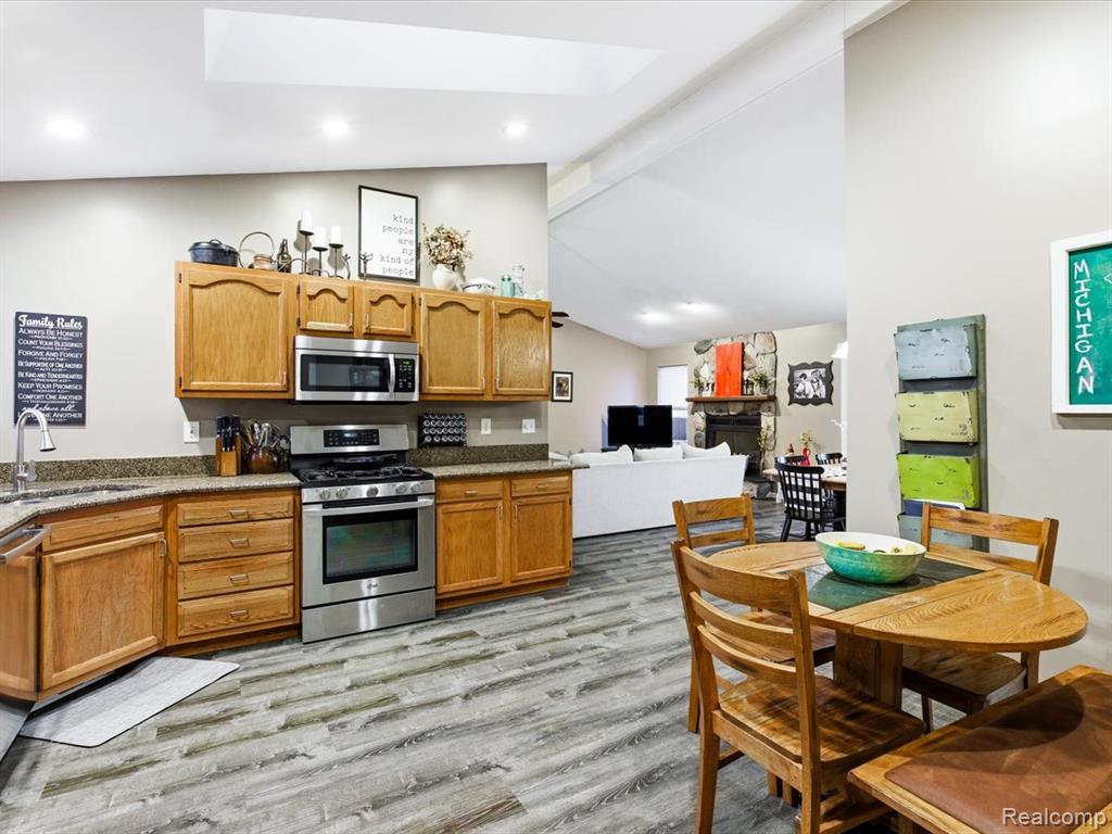 242 Forest Lane, Marysville, MI 48040 — Photo 15