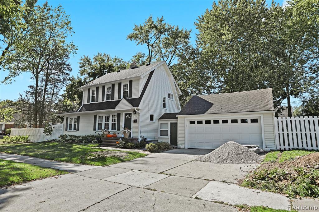 4325 Olivia Avenue, Royal Oak, MI 48073 — Photo 3
