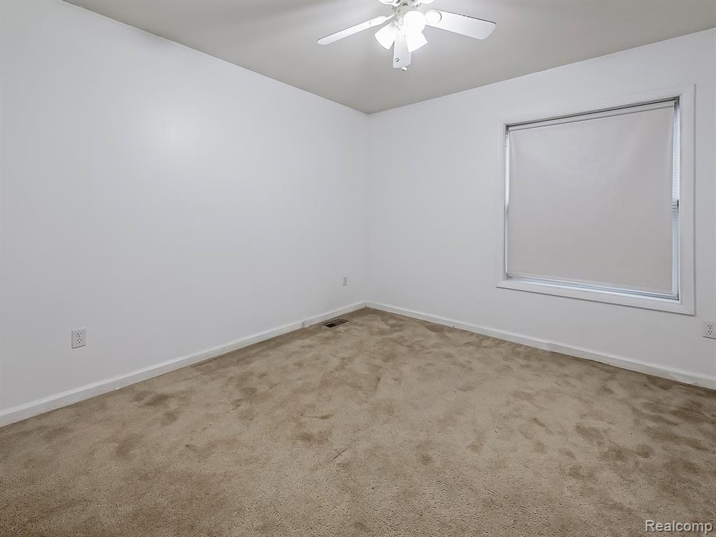 49 Oakhill Street, Pontiac, MI 48342 — Photo 15
