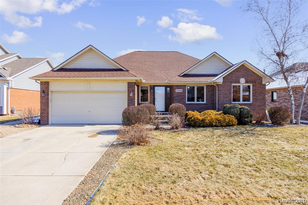 53198 Spurry Lane, Chesterfield, MI — Photo 2