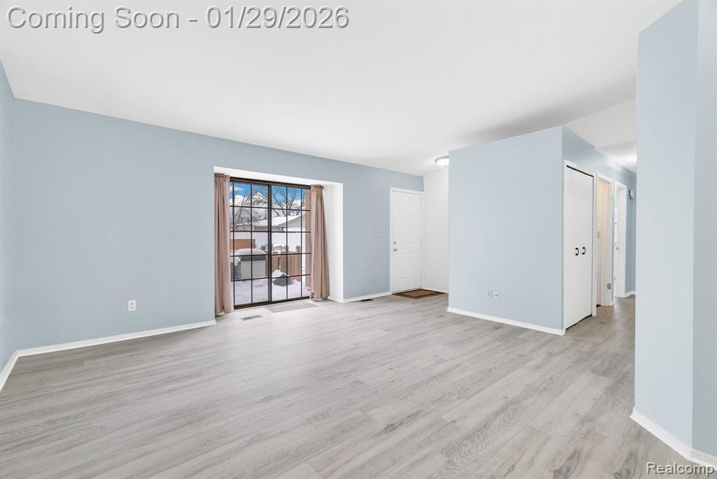 1891 Vine Way Drive, 27, Canton, MI 48188 — Photo 10