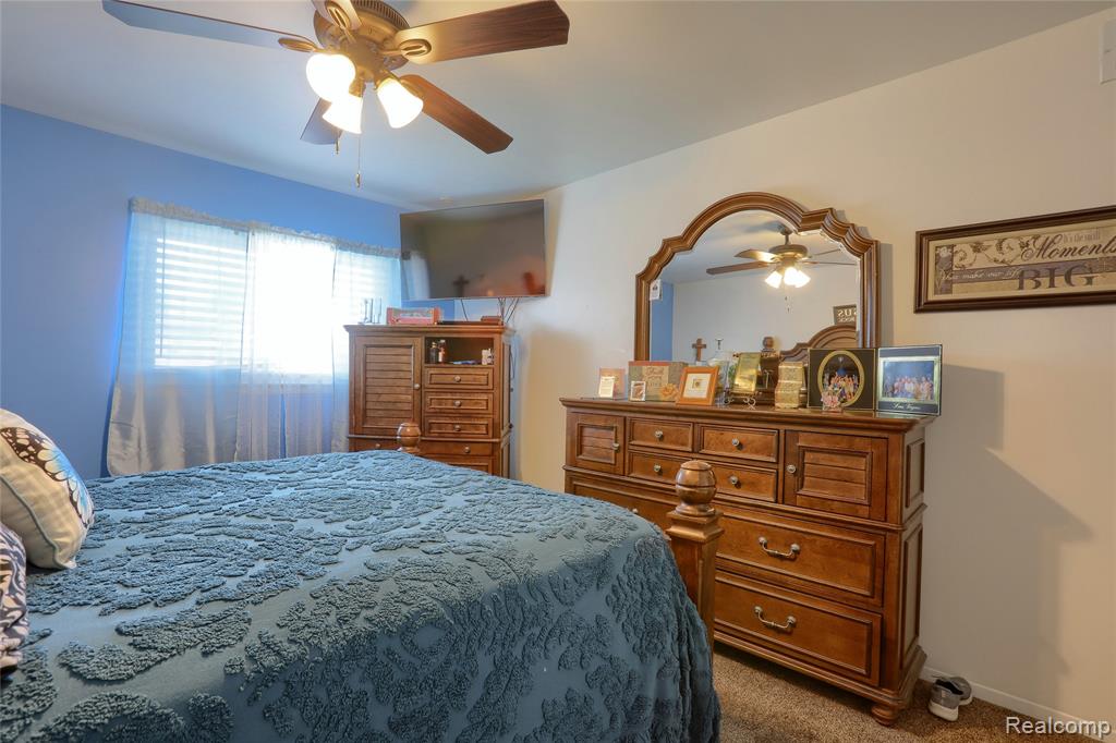 30784 Quinkert Street, Roseville, MI 48066 — Photo 16