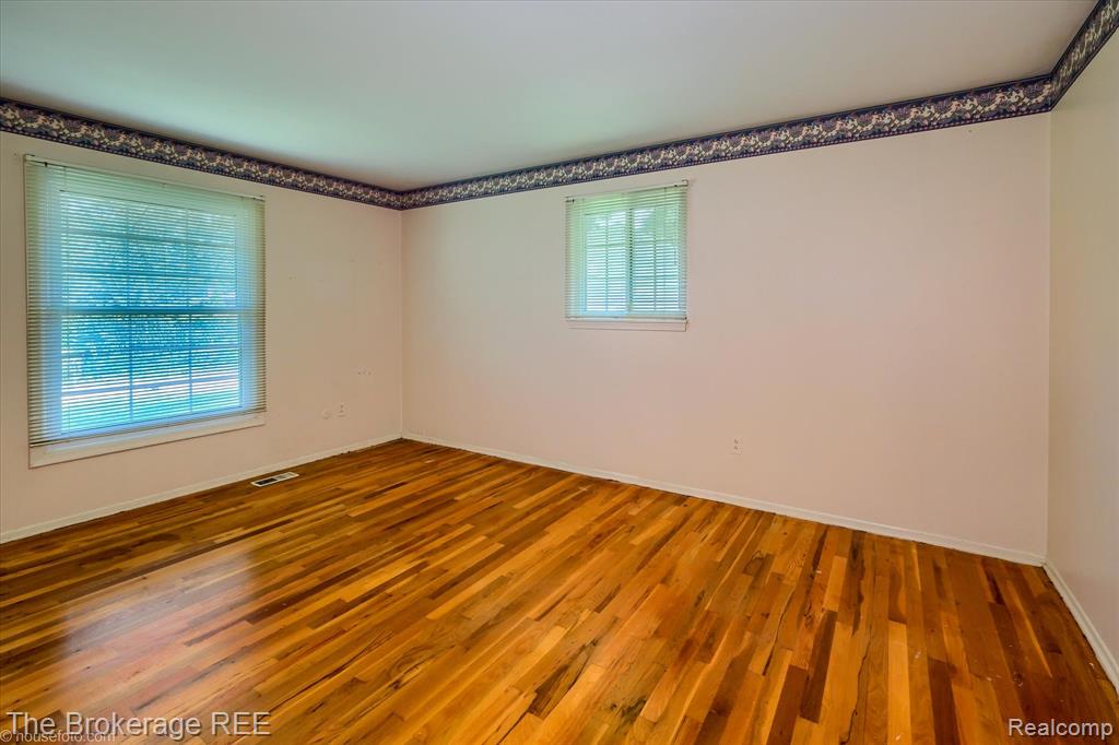 5312 Michael Court, Grand Blanc, MI 48439 — Photo 21