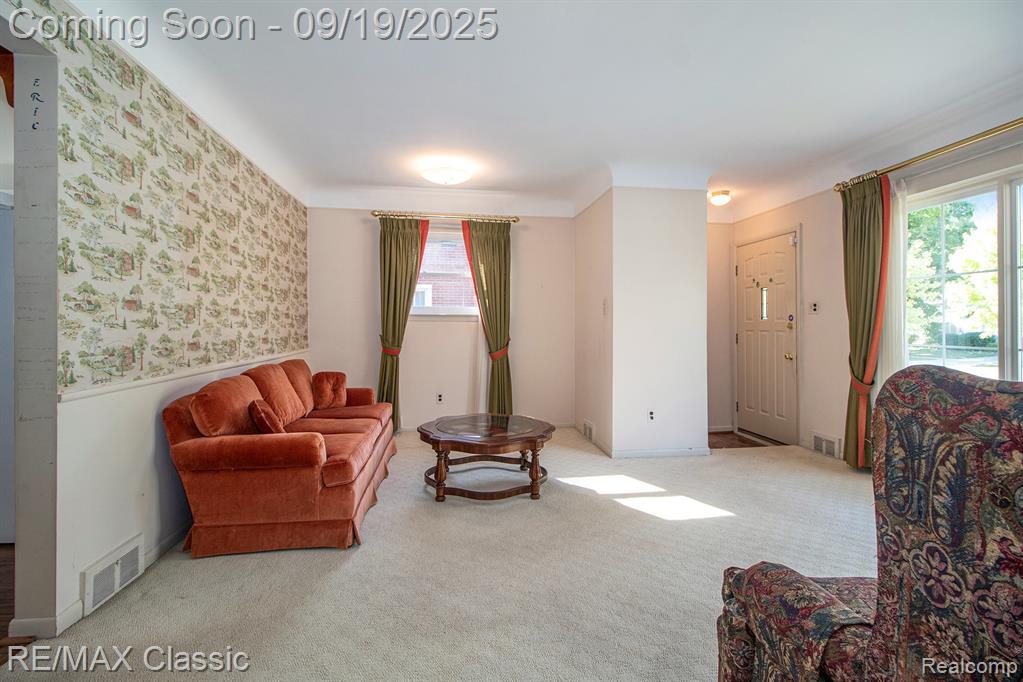 42245 Hammill Lane, Plymouth, MI 48170 — Photo 8