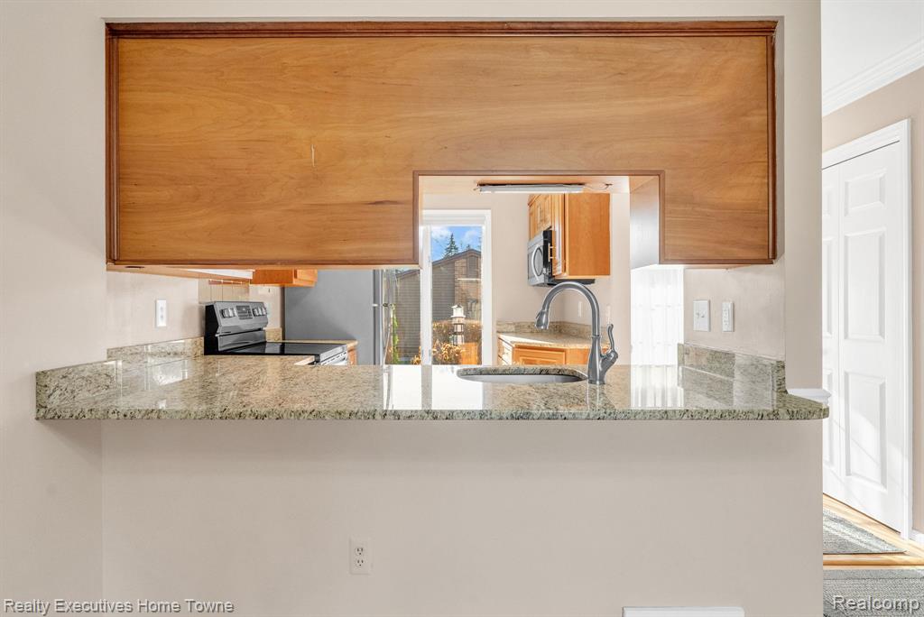 2500 River Apt 55 Road, 55, Marysville, MI 48040 — Photo 14