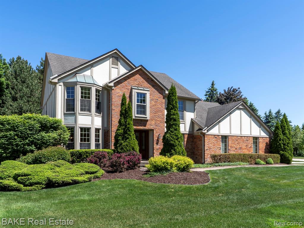 10000 Red Maple Drive, Plymouth, MI 48170 — front exterior