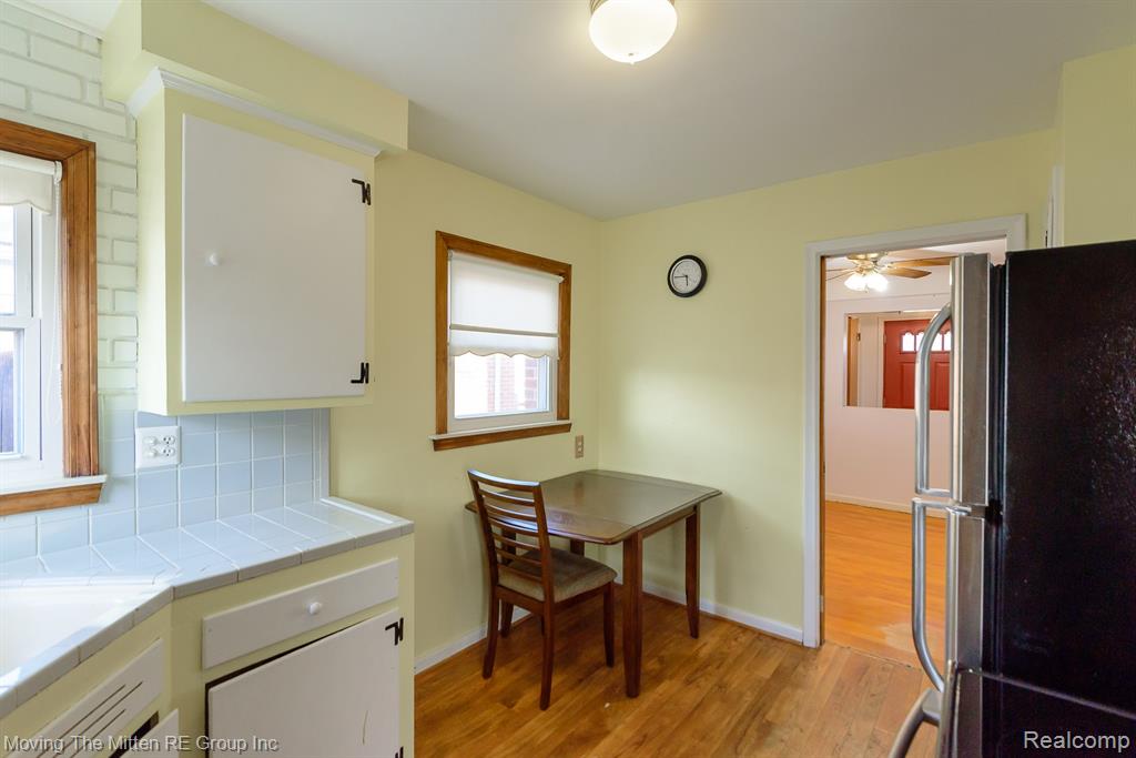 6735 Whitby Street, Garden City, MI — Photo 10