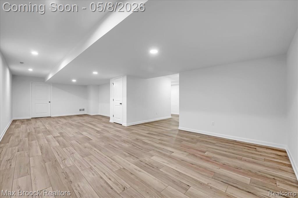 240 W Wilson, Pontiac, MI 48341 — Photo 42
