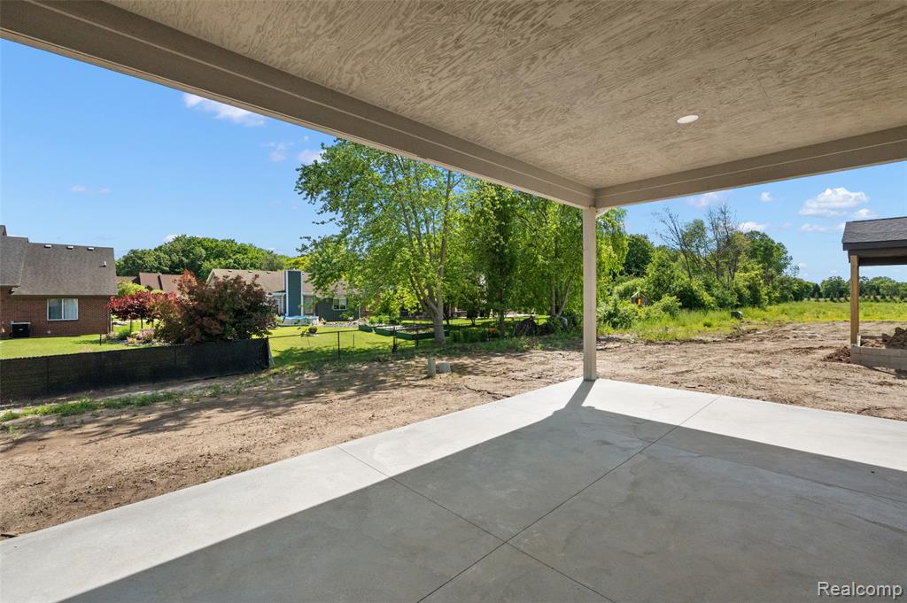 28324 Nadia Lane, New Baltimore, MI 48047 — Photo 43