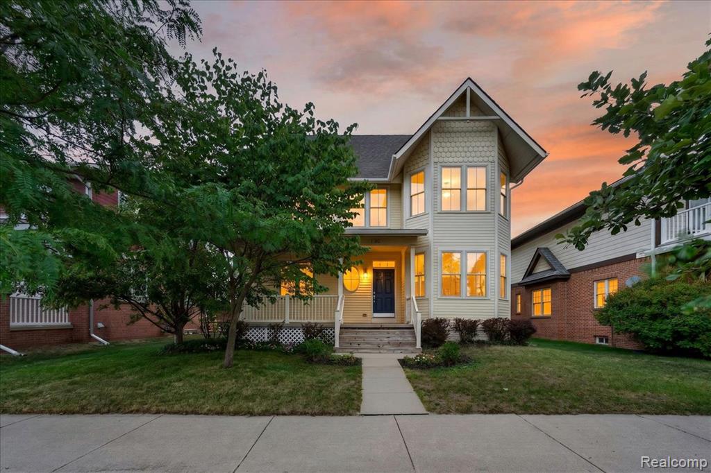 190 Saint John Street, Wyandotte, MI 48192