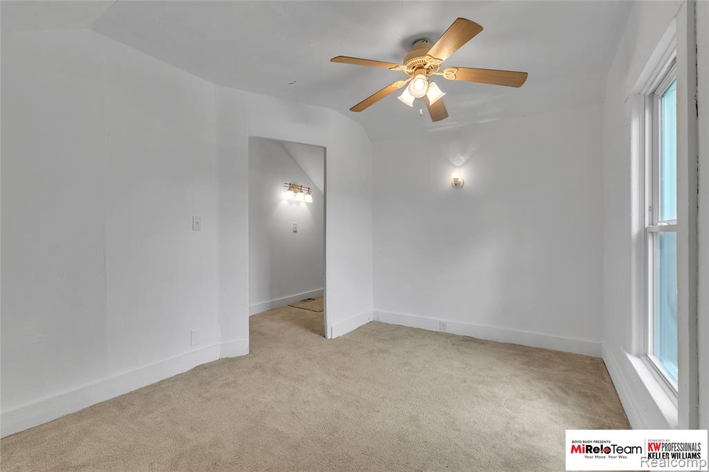 848 Caton Avenue, Adrian, MI 49221 — Photo 13
