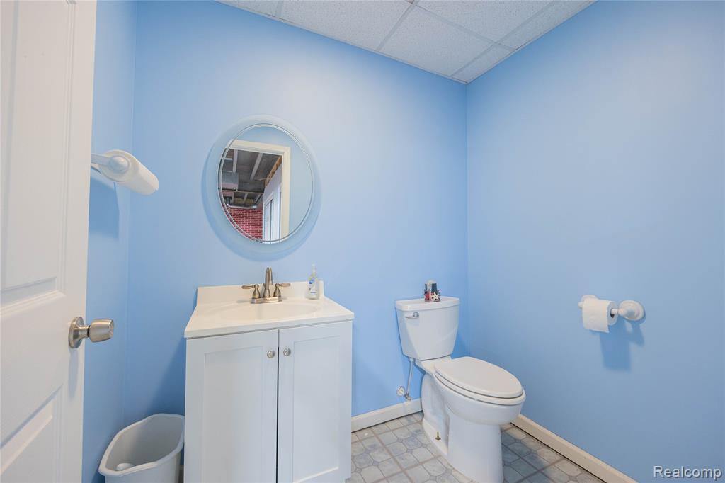 21855 Huron River Drive, New Boston, MI 48164 — Photo 45