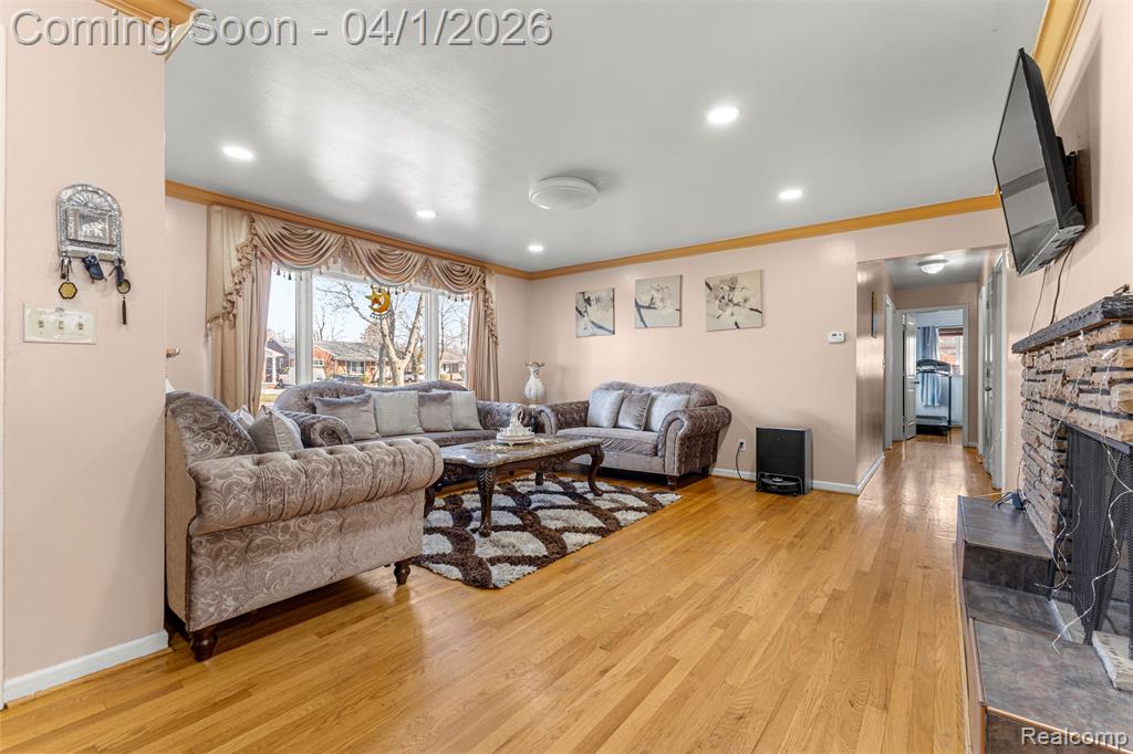 7351 N Gulley Road, Dearborn Heights, MI 48127 — Photo 6
