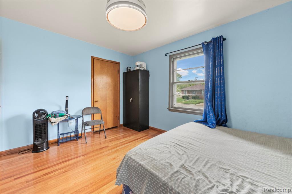 7208 Jackson Avenue, Warren, MI 48091 — Photo 10